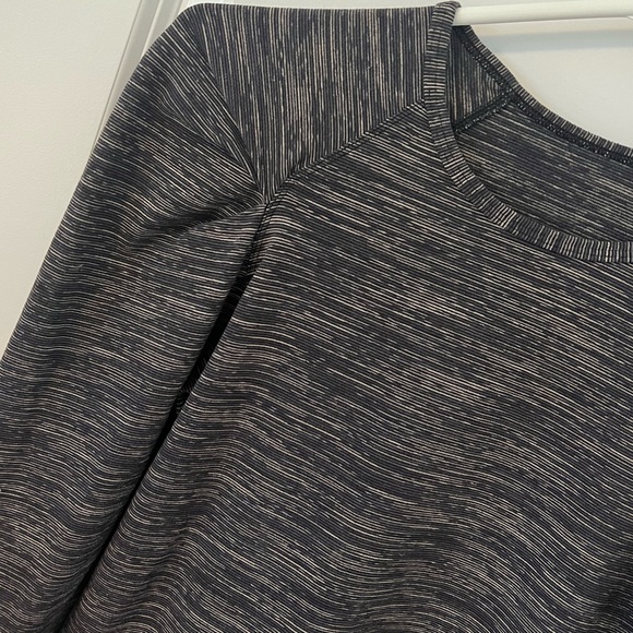 Lululemon Lab City Pullover - Picture 6 of 7